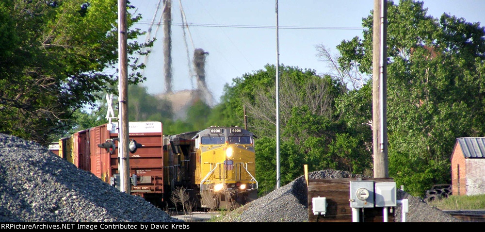 UP 6906